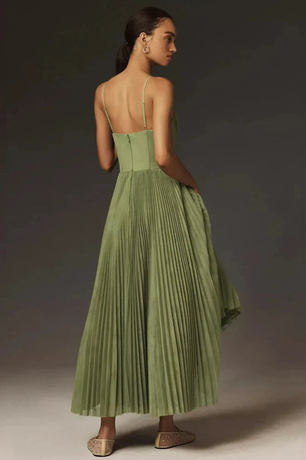 VARELLE™ | Sculpted Silhouette Dress