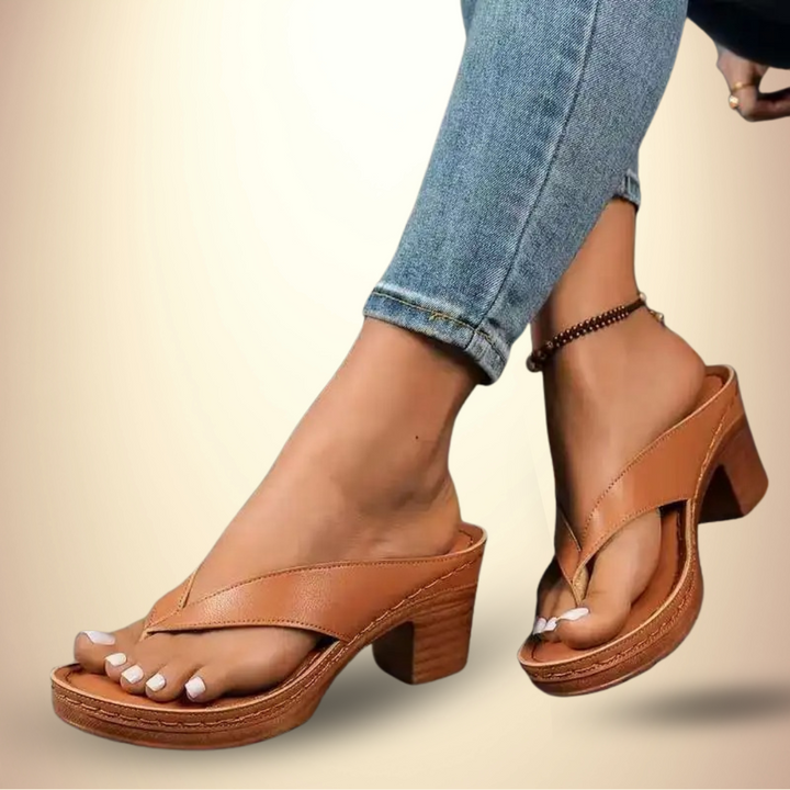 Ascend™ | Orthopädischer Slipper mit Absatz