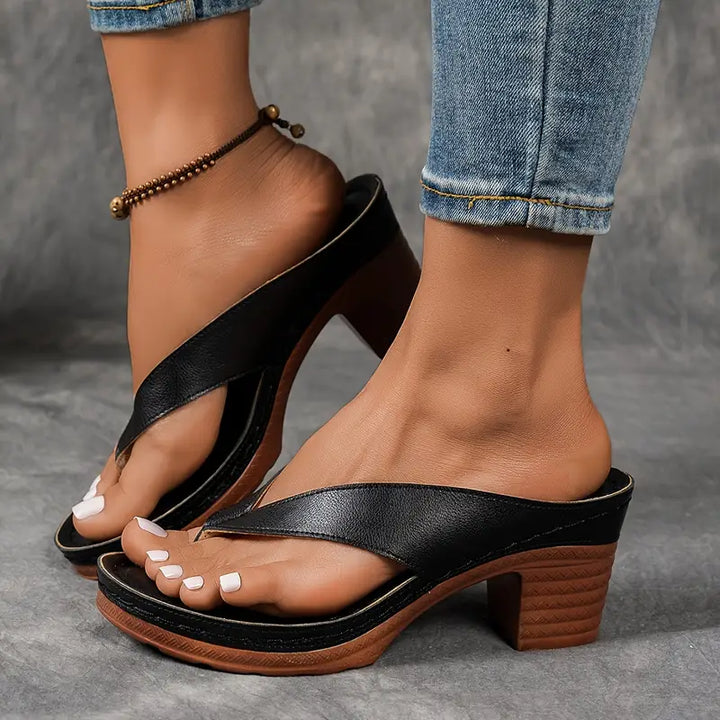 Ascend™ | Orthopädischer Slipper mit Absatz