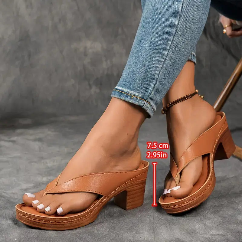 Ascend™ | Orthopädischer Slipper mit Absatz