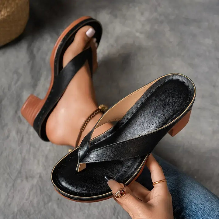 Ascend™ | Orthopädischer Slipper mit Absatz