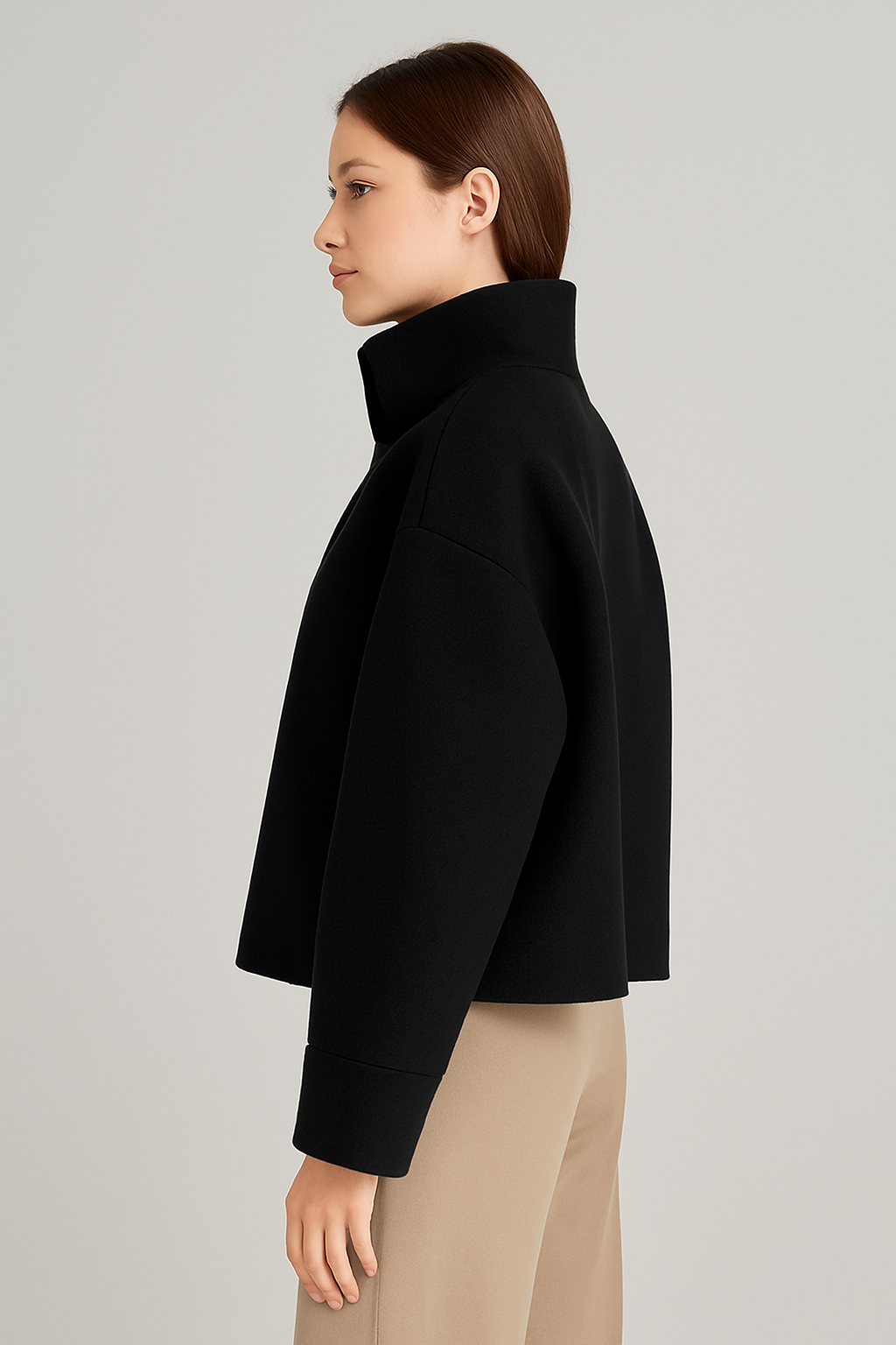 Solvéra™ | Structured Cropped Jacket