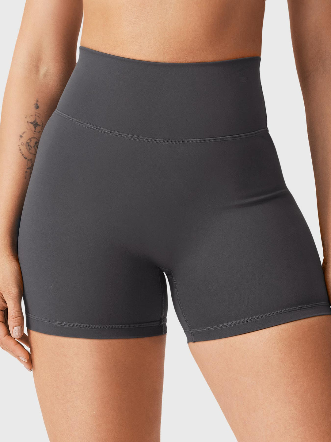 SF Craze 4.5" Scrunch Shorts